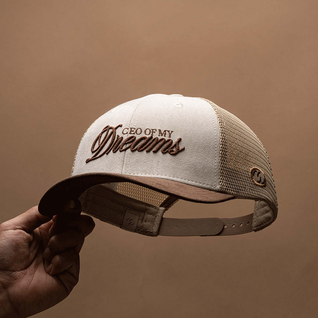 SIZMO - CEO OF MY DREAMS - TRUCKER BIEGE Y CAFE