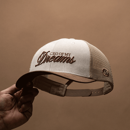 SIZMO - CEO OF MY DREAMS - TRUCKER BIEGE Y CAFE