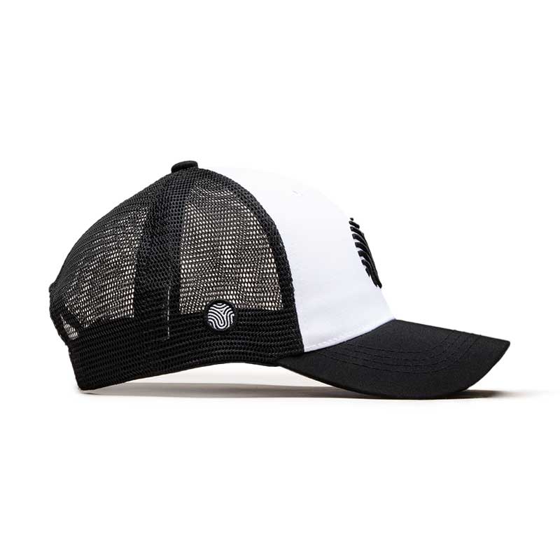 GORRA TRUCKER IDENTIDAD - NEGRO CON BLANCO