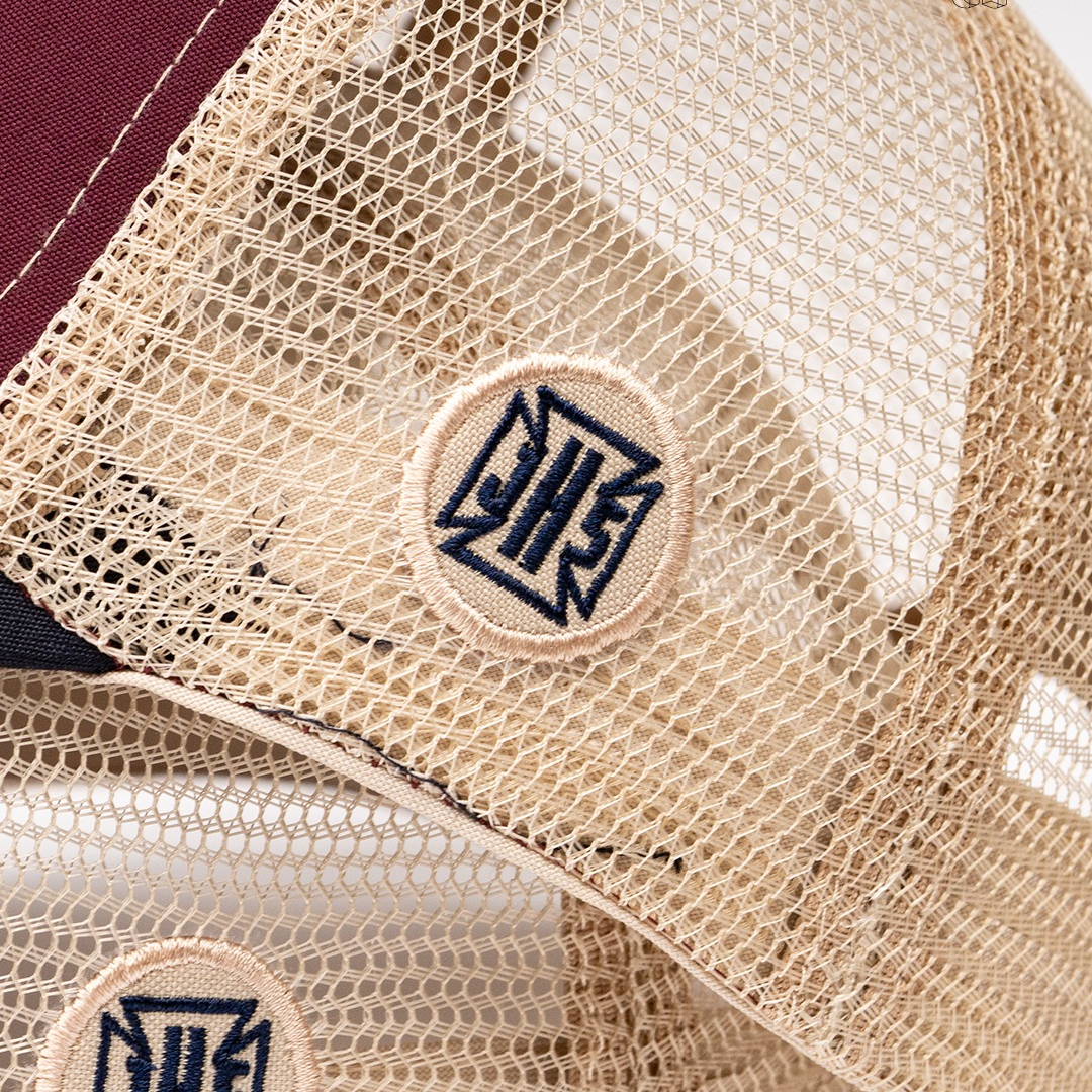 GORRA HERMANDAD - CORINTA CON AZUL Y BEIGE